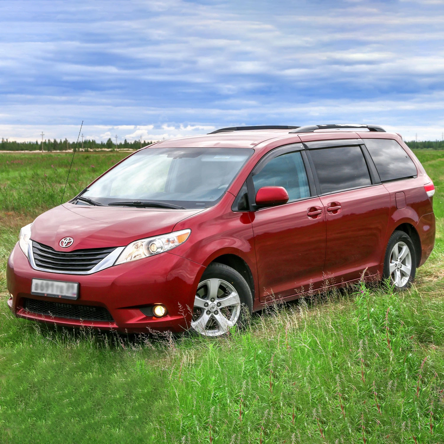 Heavy-Duty Faux Leather Cargo Mat -Universal-fit For Large SUVs And Vans - Black(Heavy Duty Faux Leather Cargo Mat Universal Fit For Large Suvs And Vans Black) 8 Heavy-Duty Faux Leather Cargo Mat -Universal-fit For Large SUVs And Vans - Black(Heavy Duty Faux Leather Cargo Mat Universal Fit For Large Suvs And Vans Black) - Image 8