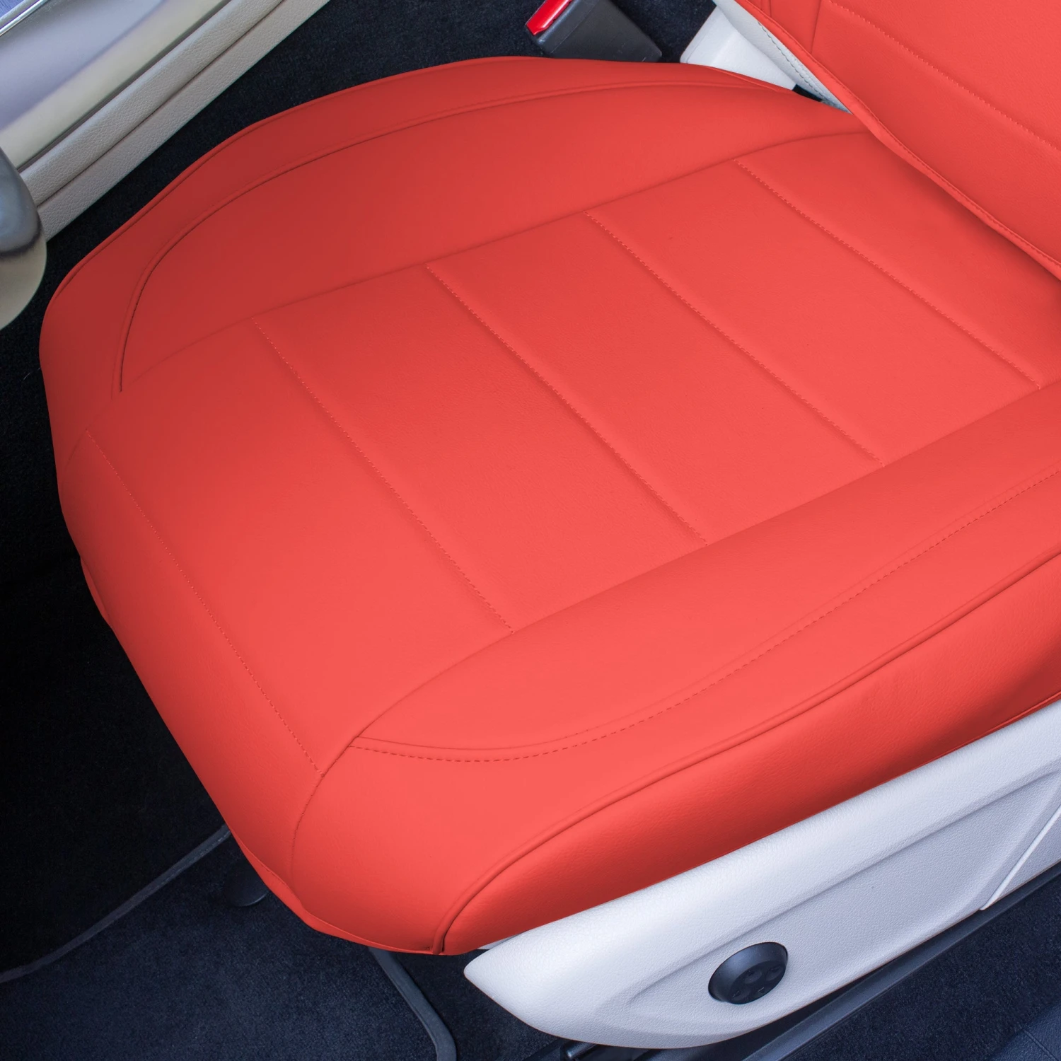 Grande70 Luxe Faux Leather Car Seat Covers With Sleek Pattern - Front Set Red(Grande70 Luxe Faux Leather Car Seat Covers With Sleek Pattern Front Set Red) 5 Grande70 Luxe Faux Leather Car Seat Covers With Sleek Pattern - Front Set Red(Grande70 Luxe Faux Leather Car Seat Covers With Sleek Pattern Front Set Red) - Image 5