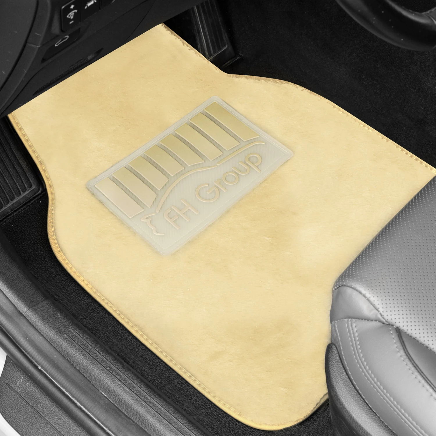 Doe16 Faux Rabbit Fur Non-Slip Floor Mats - Full Set Beige(Doe16 Faux Rabbit Fur Non Slip Floor Mats Full Set Beige) 2 Doe16 Faux Rabbit Fur Non-Slip Floor Mats - Full Set Beige(Doe16 Faux Rabbit Fur Non Slip Floor Mats Full Set Beige) - Image 2